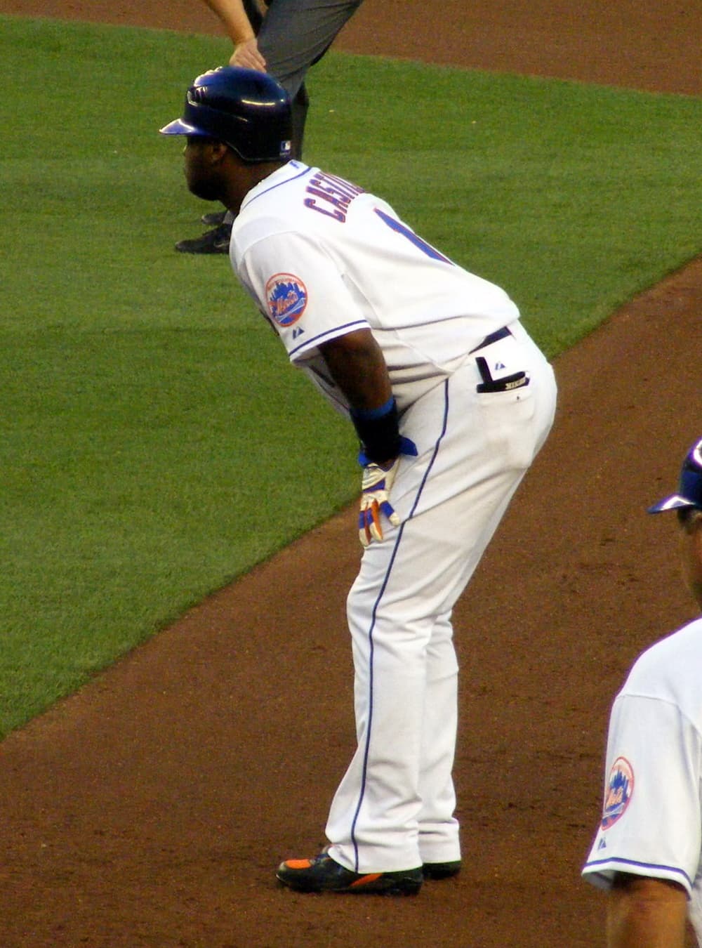 Luis Castillo with the Mets on June 23, 2008. This is not the popup at Yankee Stadium on June 12, 2009.