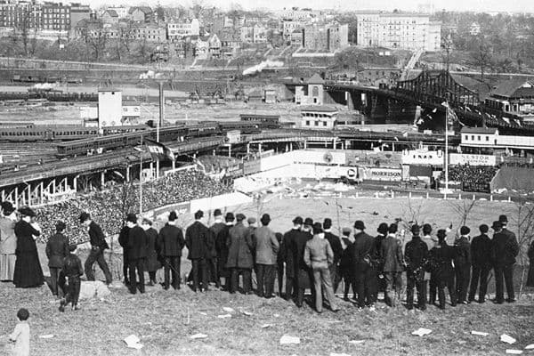 Spectators above the Polo Grounds during the Merkle game, September 23, 1908.
